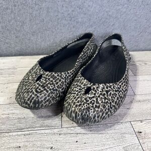 Crocs Olivia II Flat Slingback Casual Shoes Leopard Womens 7 Slip On